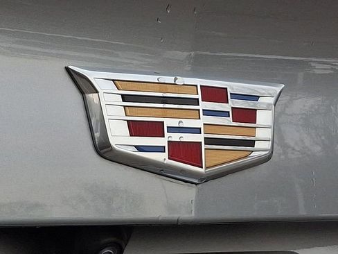 Used 2025 Cadillac XT4 Sport image 31