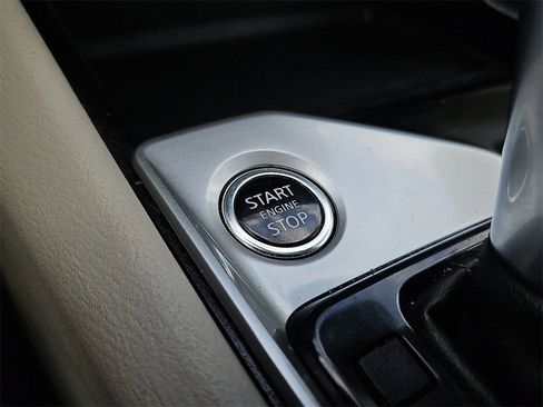 Used 2022 Nissan Altima 2.5 SV w/ SV Premium Package image 25