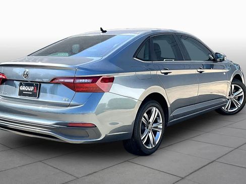 Used 2022 Volkswagen Jetta SE FWD image 12