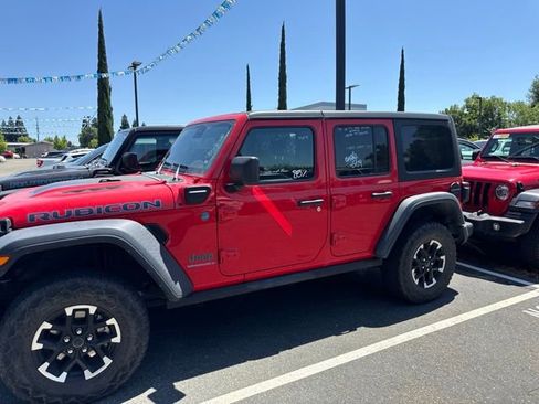 Used 2024 Jeep Wrangler Unlimited Rubicon 4xe AWD/4WD image 2