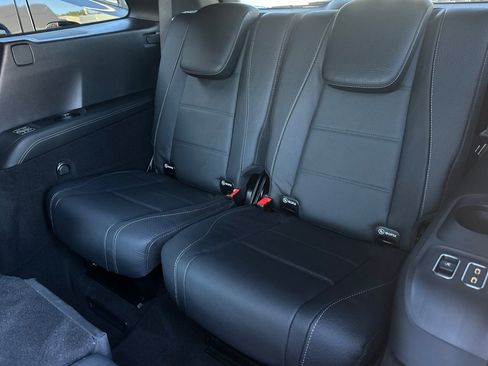 New 2025 Mercedes-Benz GLS 580 4MATIC image 35