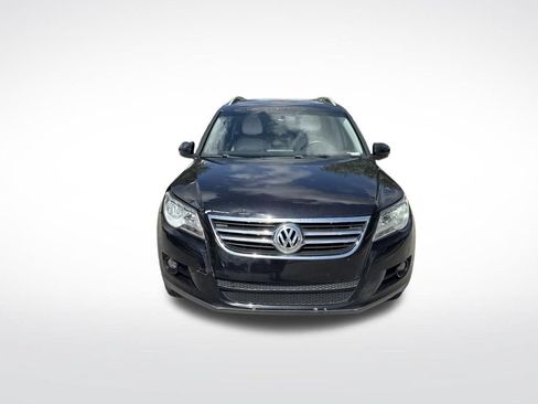 Used 2011 Volkswagen Tiguan 2WD image 3