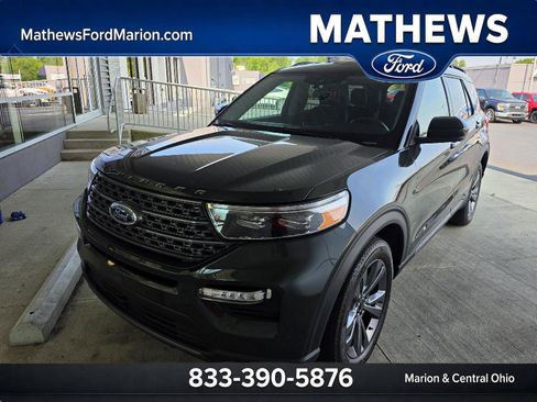 Used 2024 Ford Explorer XLT w/ Equipment Group 202A AWD/4WD image 1