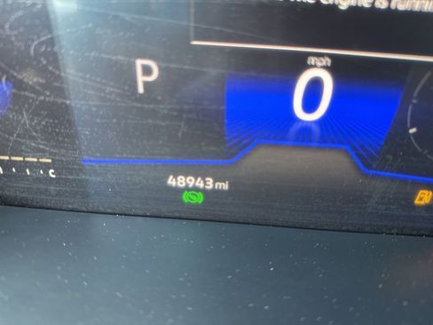Used 2022 Volkswagen Tiguan SE FWD image 6