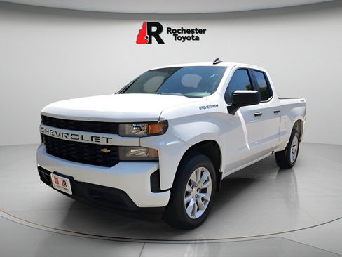 Used 2021 Chevrolet Silverado 1500 Custom AWD/4WD image 3