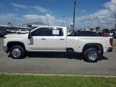 Used 2024 Chevrolet Silverado 3500 LTZ w/ LTZ Texas Edition AWD/4WD image 2