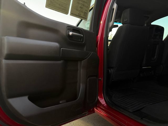 Used 2019 Chevrolet Silverado 1500 Custom Trail Boss w/ Custom Convenience Package AWD/4WD image 31