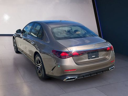 New 2026 Mercedes-Benz E 350 4MATIC Sedan image 2