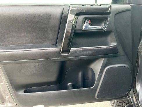 Used 2016 Toyota 4Runner Trail image 12