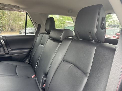 Used 2023 Toyota 4Runner TRD Off-Road Premium w/ Moonroof Package AWD/4WD image 23