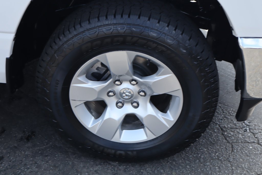 Used 2024 RAM 1500 Big Horn AWD/4WD image 10