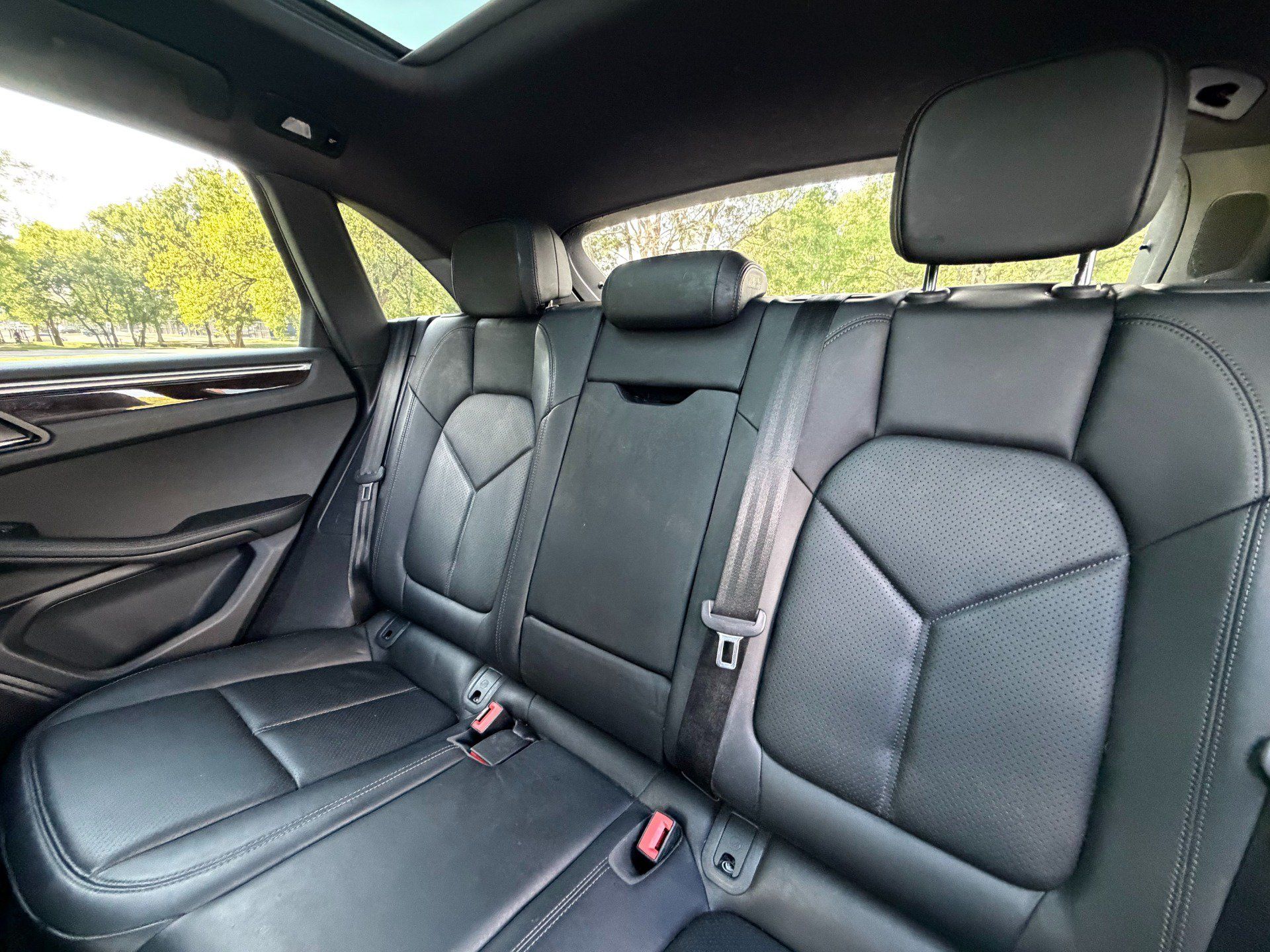 Used 2021 Porsche Macan S AWD/4WD image 9