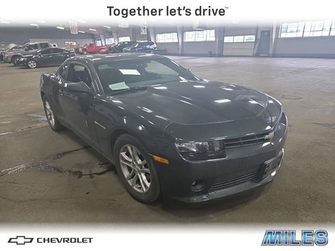 Used 2015 Chevrolet Camaro LT image 1