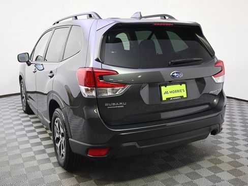 Used 2022 Subaru Forester Premium AWD/4WD image 4
