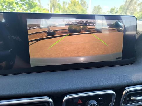 New 2026 Nissan Sentra SR w/ Floor Mat Package FWD image 7