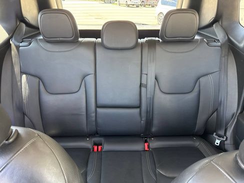 Used 2017 Jeep Renegade Limited AWD/4WD image 33