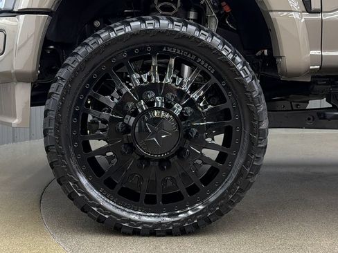 Used 2026 Ford F450 Platinum w/ Platinum Plus Package AWD/4WD image 10