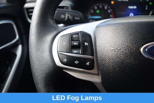 Used 2024 Ford Explorer XLT w/ Equipment Group 202A AWD/4WD image 6