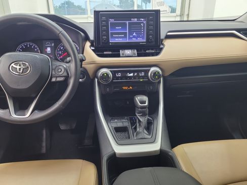 Certified 2022 Toyota RAV4 XLE Premium FWD image 18