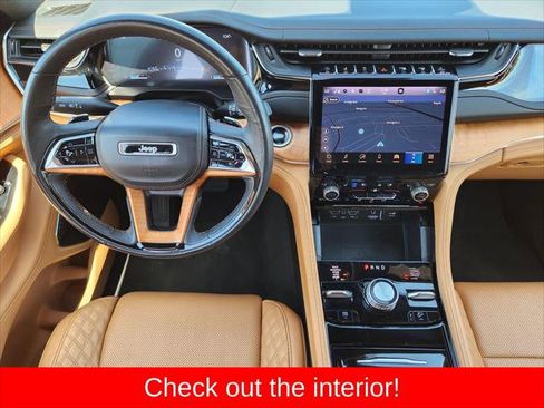 Certified 2024 Jeep Grand Cherokee Summit AWD/4WD image 37