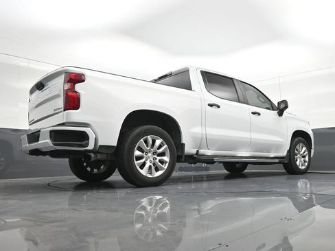 Used 2022 Chevrolet Silverado 1500 Custom RWD image 27