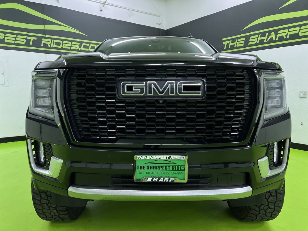 Used 2021 GMC Yukon XL Denali w/ Denali Ultimate Package AWD/4WD image 3
