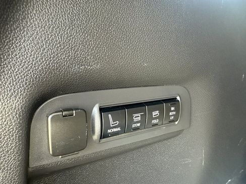 Used 2011 Ford Explorer Limited w/ 302A Rapid Spec Order Code AWD/4WD image 25