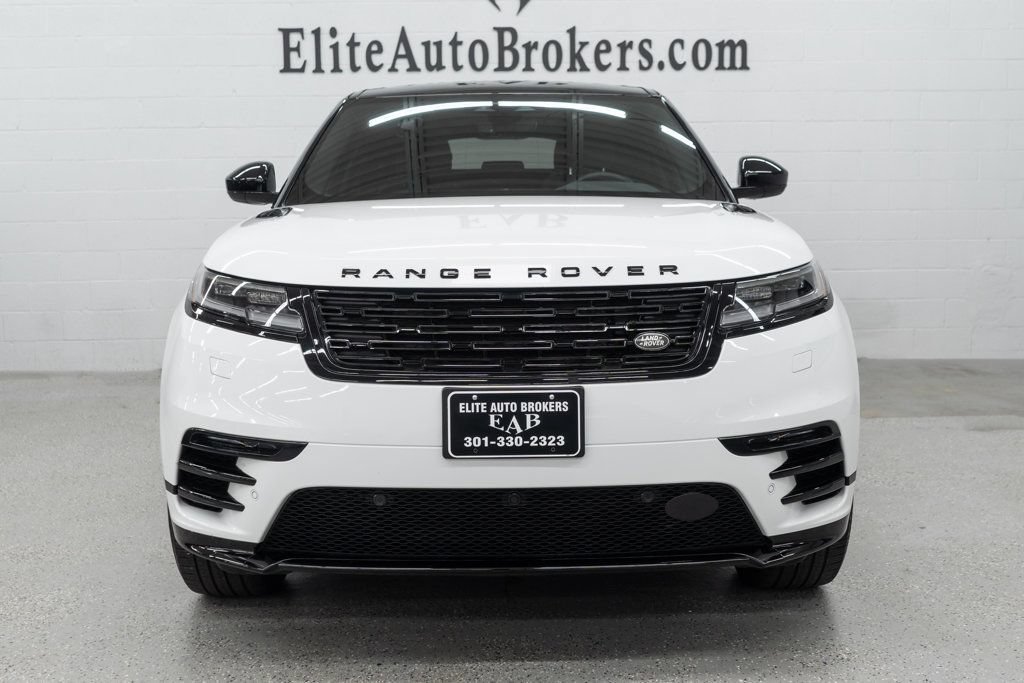 Used 2024 Land Rover Range Rover Velar Dynamic SE AWD/4WD image 3