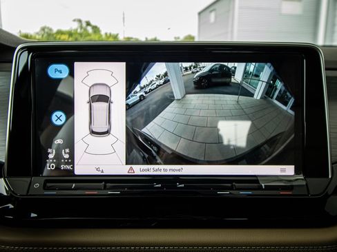 New 2026 Volkswagen Atlas Cross Sport SE FWD image 47