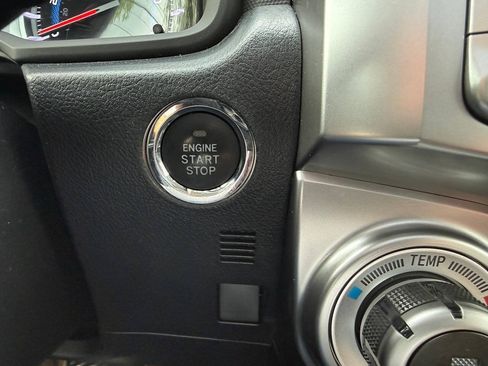 Used 2016 Toyota 4Runner Limited AWD/4WD image 73