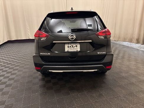 Used 2020 Nissan Rogue SV image 6