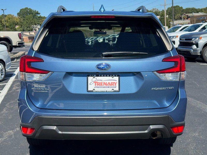 Used 2020 Subaru Forester Premium AWD/4WD image 4