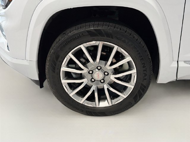 Used 2026 GMC Terrain Denali AWD/4WD image 27