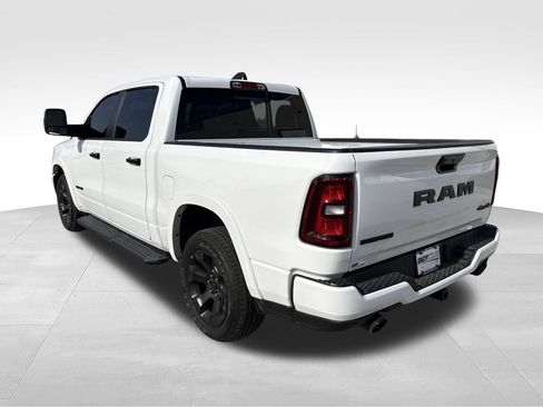 Used 2025 RAM 1500 Big Horn AWD/4WD image 7