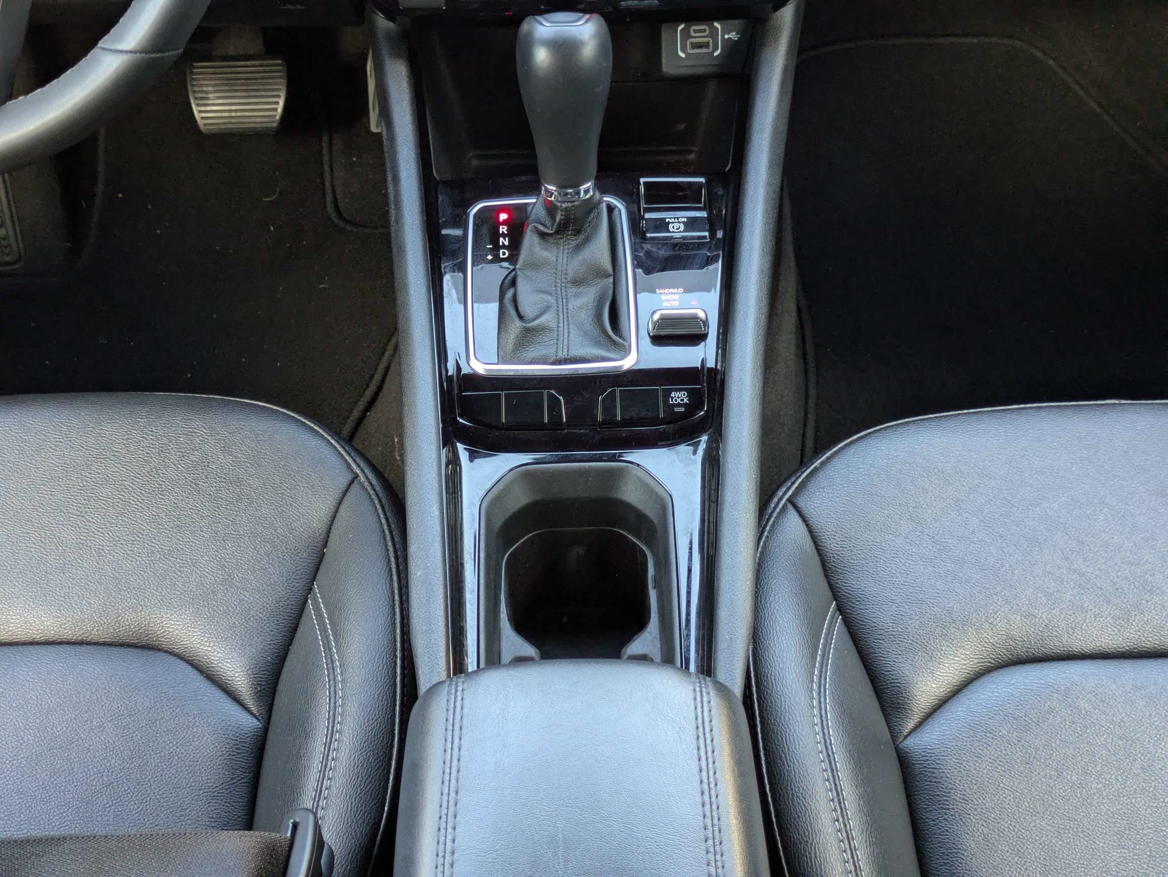 Used 2025 Jeep Compass Limited AWD/4WD image 17