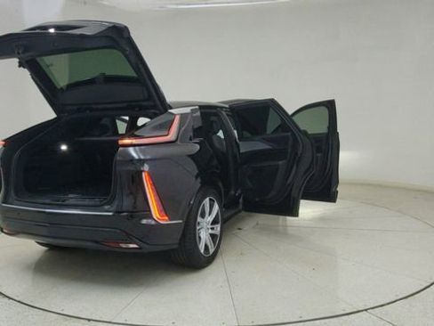 Used 2024 Cadillac Lyriq Tech image 74