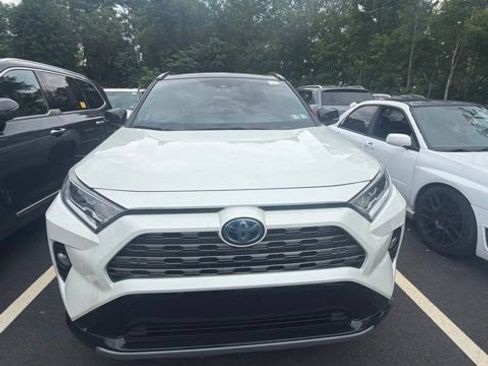 Used 2020 Toyota RAV4 XSE AWD/4WD image 6