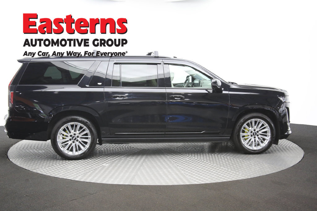 Used 2024 Cadillac Escalade ESV Sport Platinum w/ LPO, ONYX Package AWD/4WD image 53