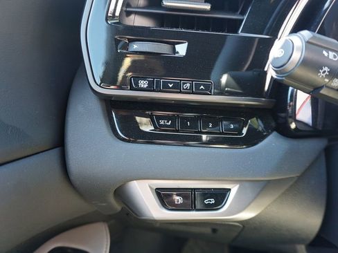 Used 2023 Lexus RX 350 Premium w/ Accessory Package image 5