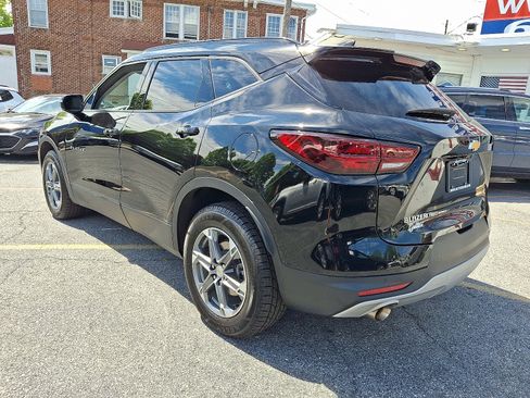 Used 2024 Chevrolet Blazer LT AWD/4WD image 3
