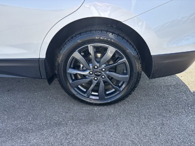 Used 2024 Chevrolet Equinox RS w/ RS Leather Package FWD image 16