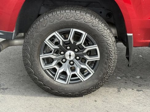 Used 2023 Chevrolet Colorado Z71 w/ Z71 Convenience Package 2 image 14