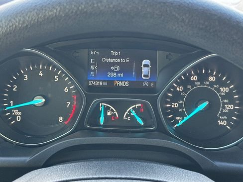 Used 2017 Ford Escape SE image 26