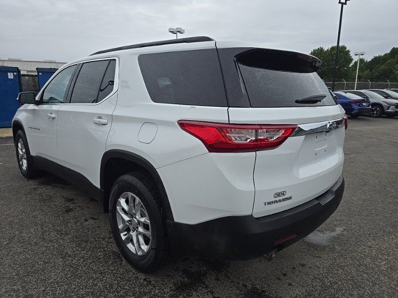 Used 2021 Chevrolet Traverse LT FWD image 5
