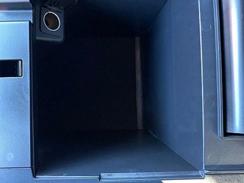 Certified 2022 Ford Explorer XLT w/ Equipment Group 202A image 56