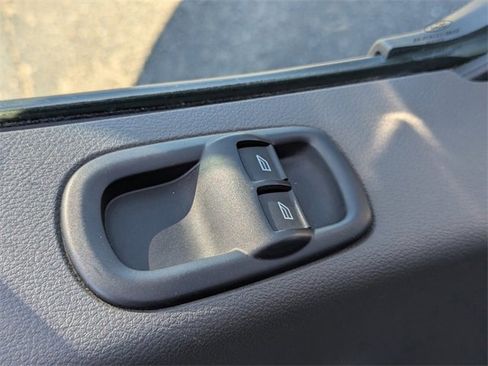 Used 2023 Ford Transit 350 XLT image 24