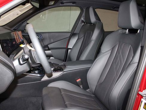 Certified 2025 BMW X3 xDrive30i image 14