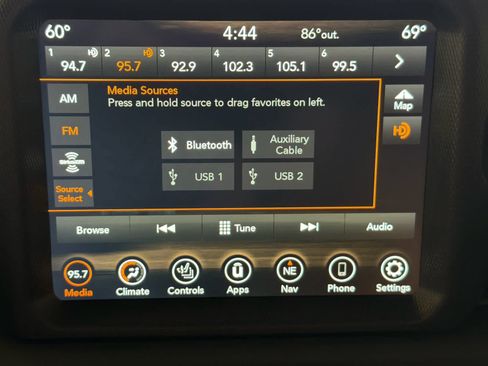 Used 2021 Jeep Gladiator Overland w/ Popular Equipment Package AWD/4WD image 39