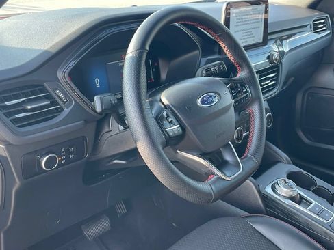 Used 2026 Ford Escape ST-Line FWD image 9