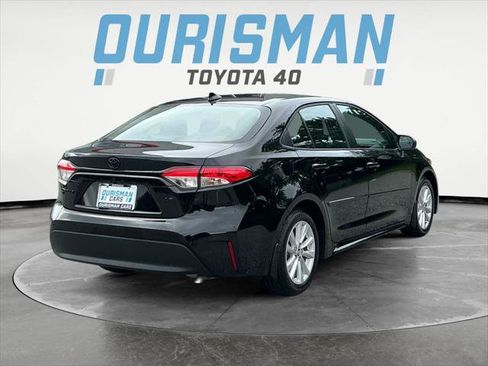 Certified 2026 Toyota Corolla LE w/ LE Premium Package FWD image 8